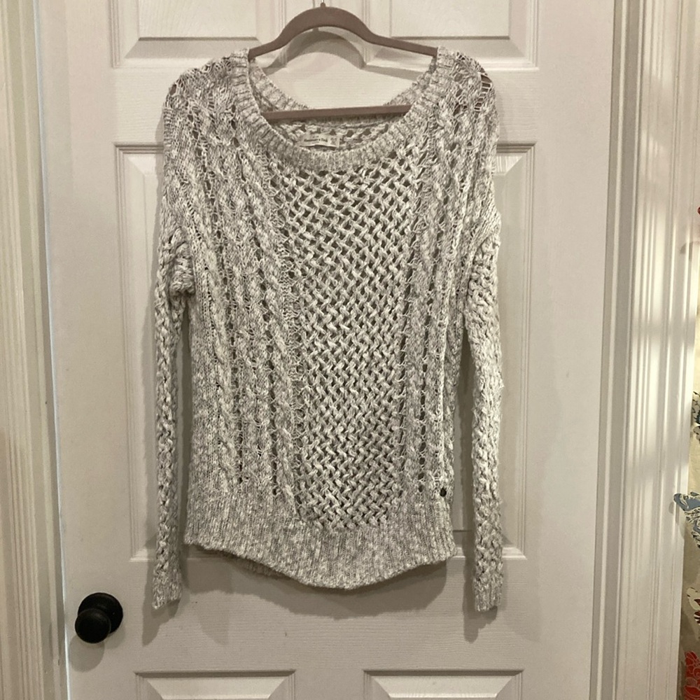 Abercrombie & Fitch sweater